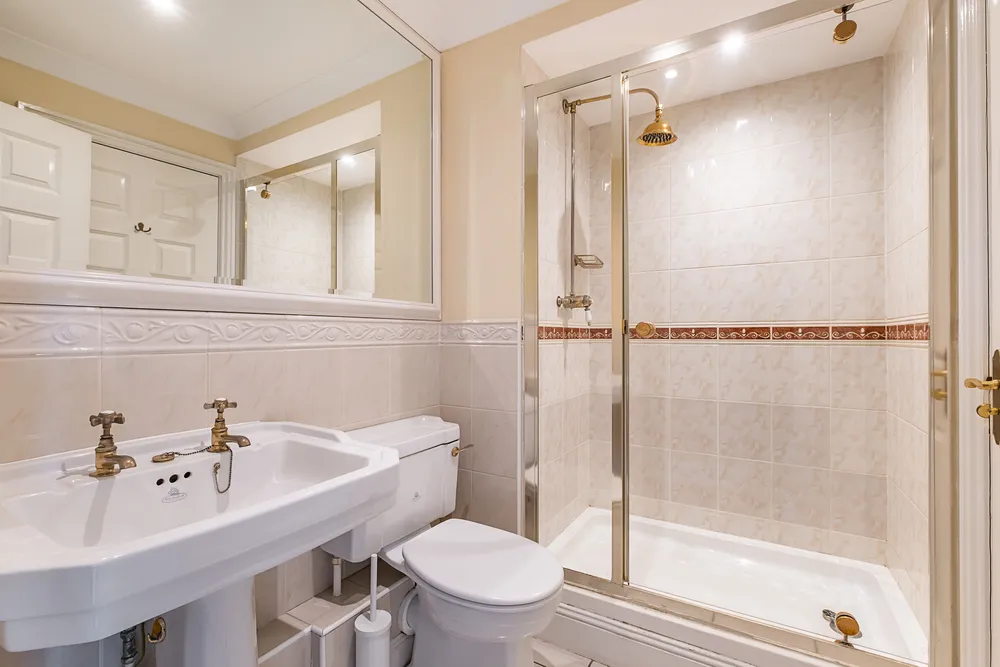 Chadwick Place, Surbiton, KT6