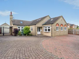 Upwell Road, March photo