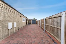 Upwell Road, March