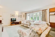 Woodthorpe Park Drive, WAKEFIELD