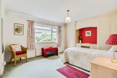 Woodthorpe Park Drive, WAKEFIELD