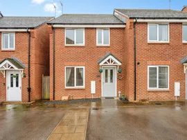 Hadlow Close, Greenlands, Redditch photo