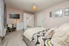 Hadlow Close, Greenlands, Redditch
