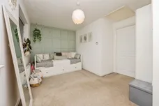 Hadlow Close, Greenlands, Redditch
