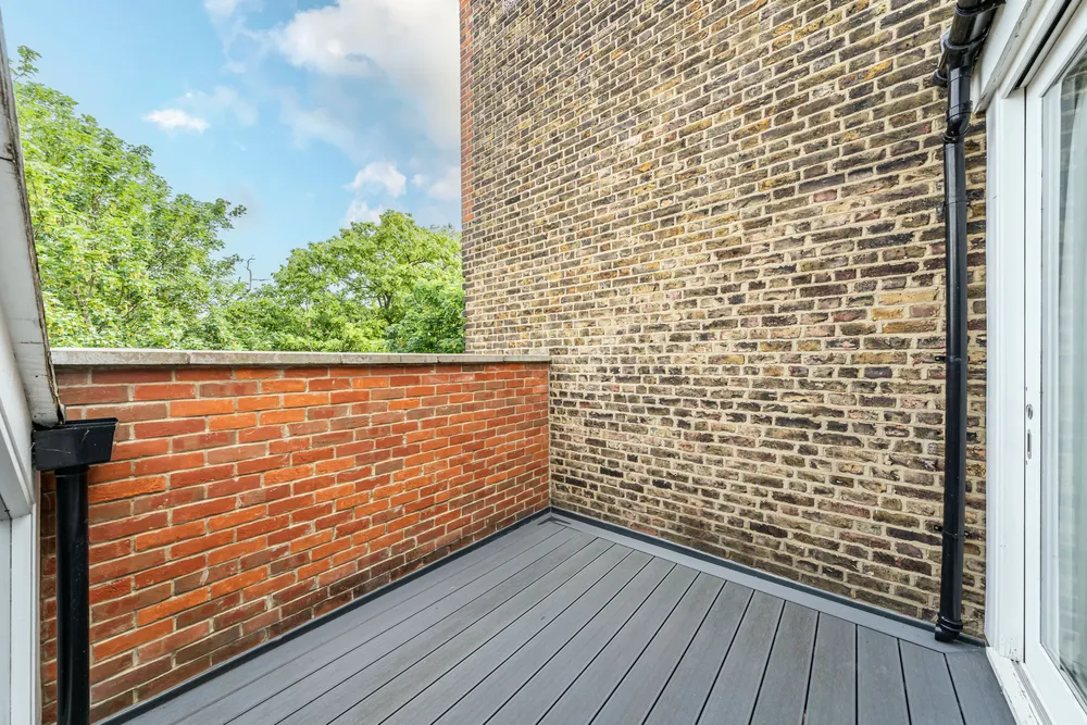 Iveley Road, London, SW4