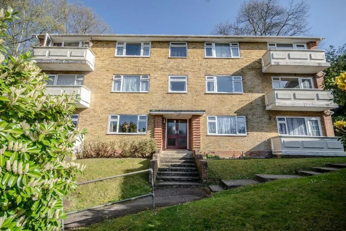 Runnymede, West End, SOUTHAMPTON