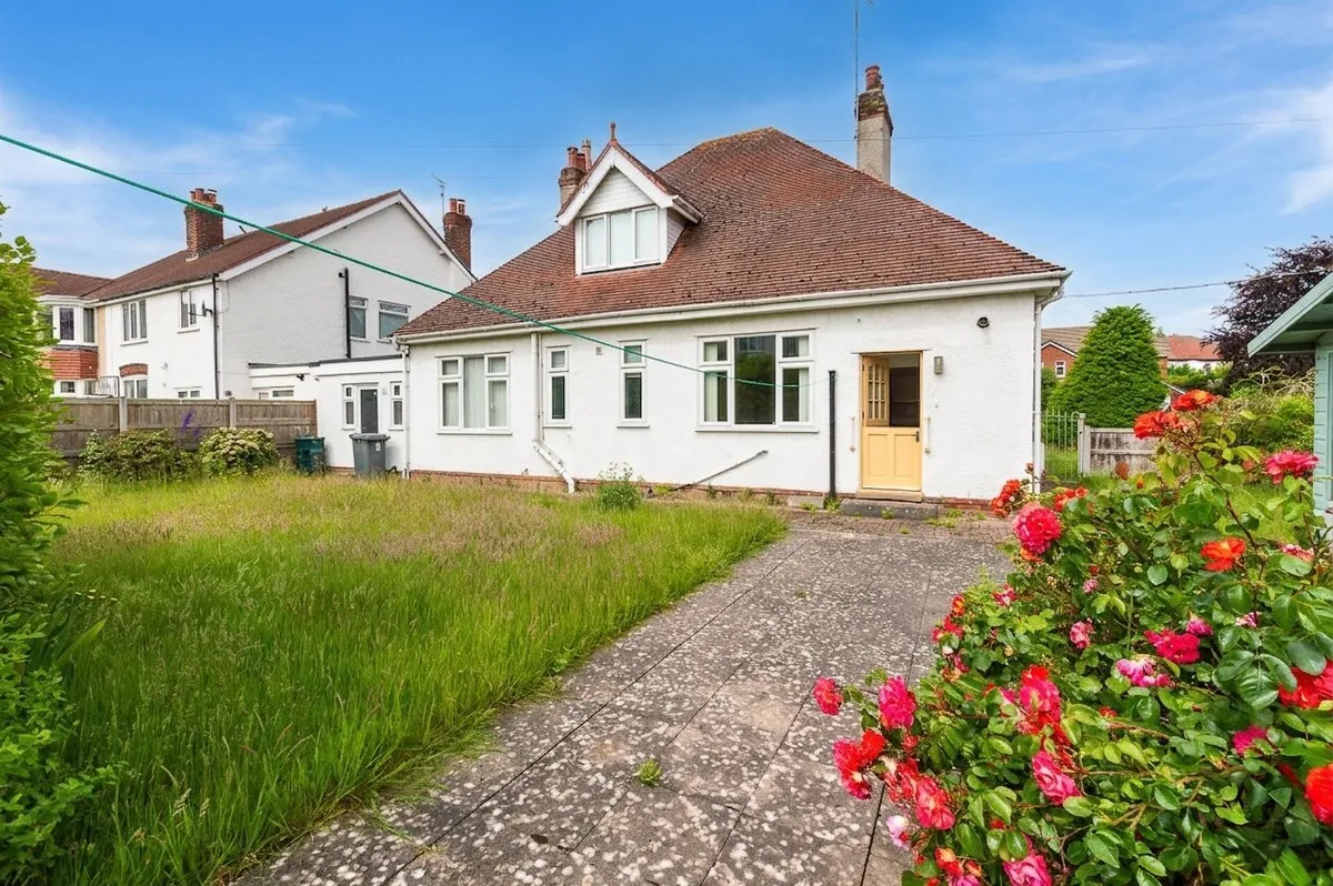 Broadway, Rhos on Sea, Conwy, LL28