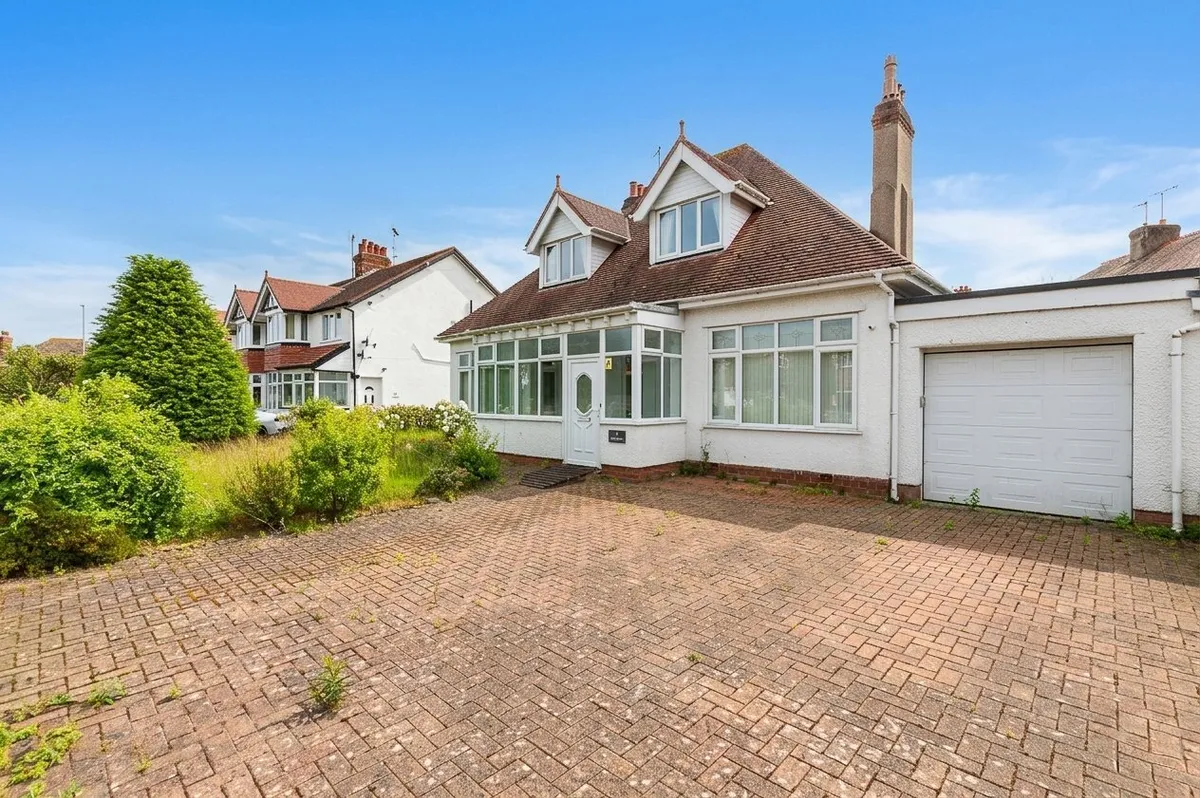 Broadway, Rhos on Sea, Conwy, LL28