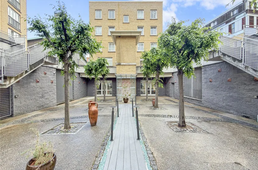 Assam Street, E1