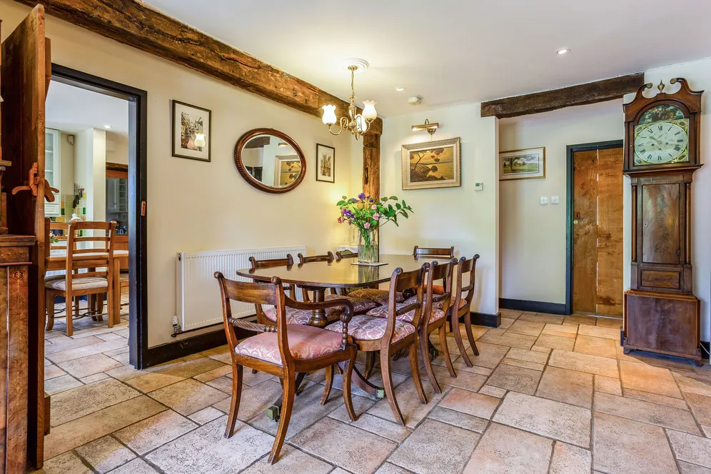 Pound Farm Barns, Chawton, GU34 photo 5