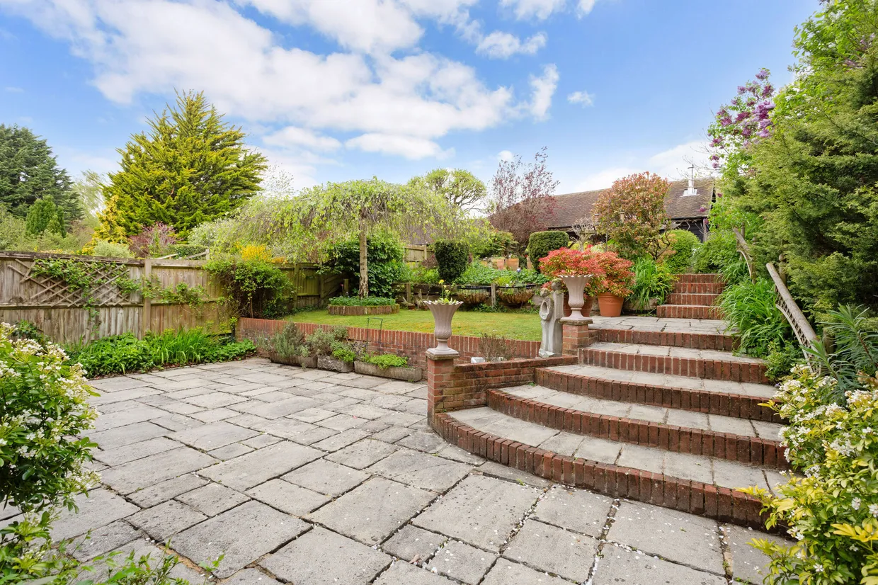 Pound Farm Barns, Chawton, GU34 photo 8