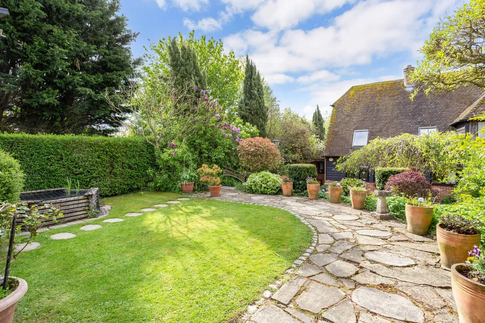 Pound Farm Barns, Chawton, GU34 photo 14
