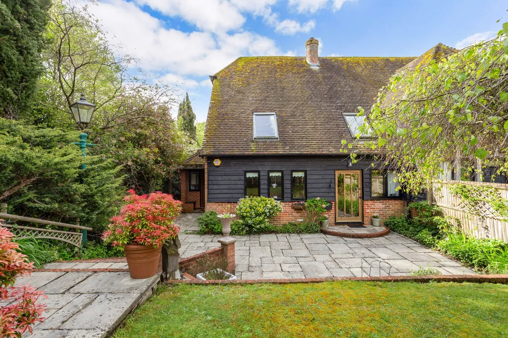 Pound Farm Barns, Chawton, GU34 photo 15