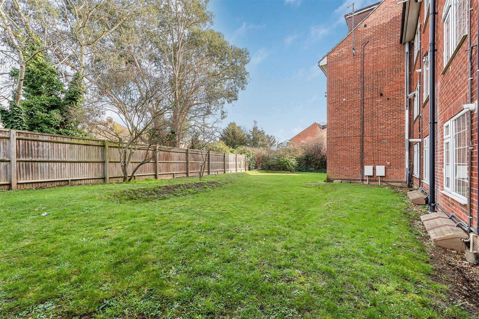 Masons Road Cippenham Image 5