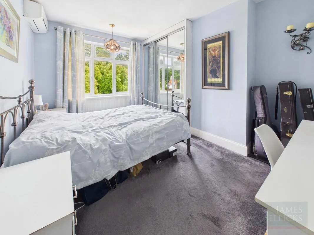 Harborough Road, Oadby, Leicestershire