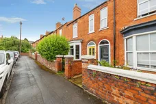 Tennyson Street, LINCOLN
