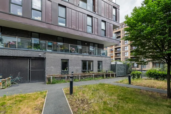 Coalmakers Wharf, London, E14