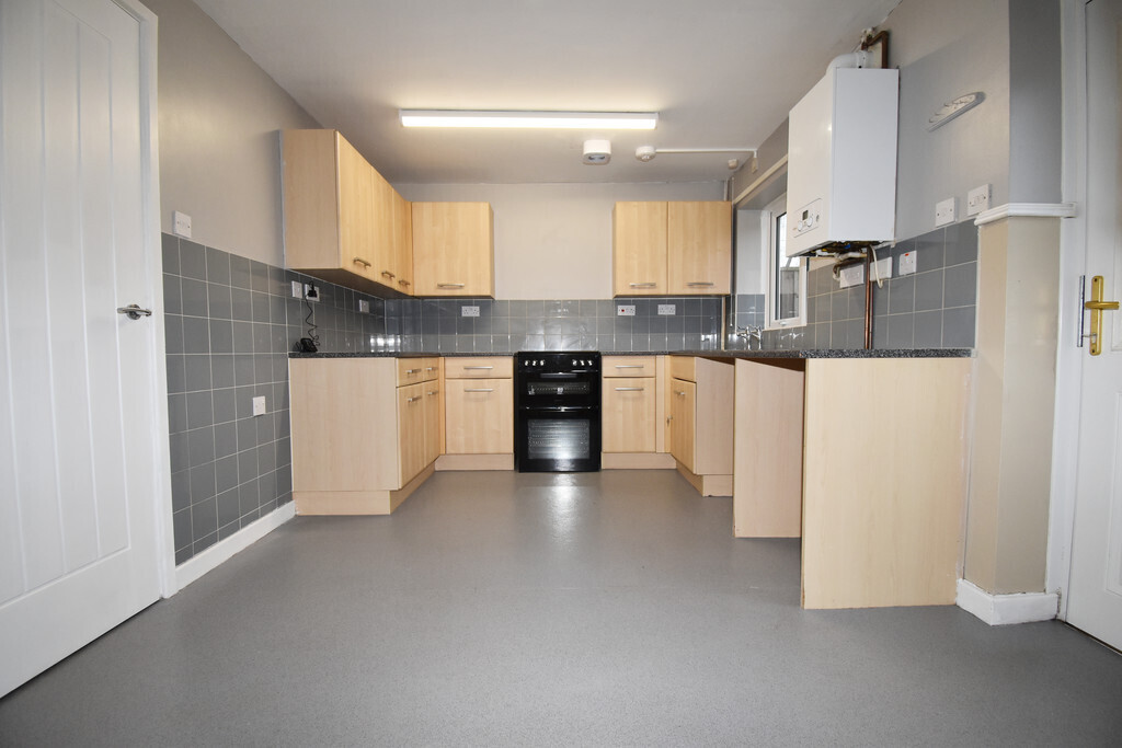 Marlwood Close, Longford, Coventry Image 9