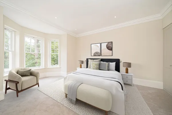 Old Avenue, Weybridge, KT13 photo 4