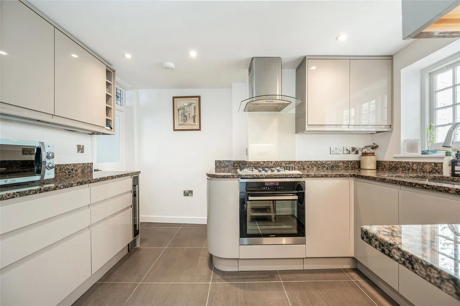 West Pallant, Chichester, PO19 photo 5