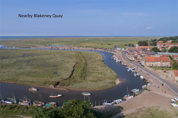 Samphire Close, Blakeney, NR25 photo 5