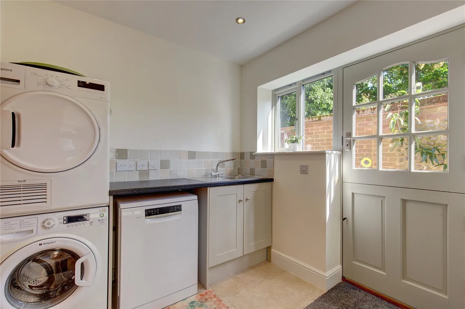Samphire Close, Blakeney, NR25 photo 20