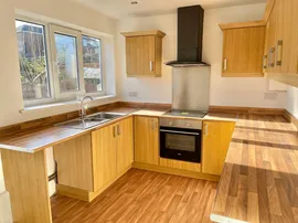 Highstone Vale, BARNSLEY photo