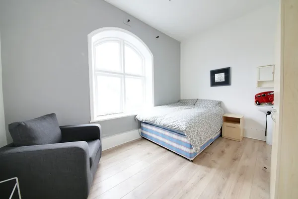Victoria Road, Widnes, WA8