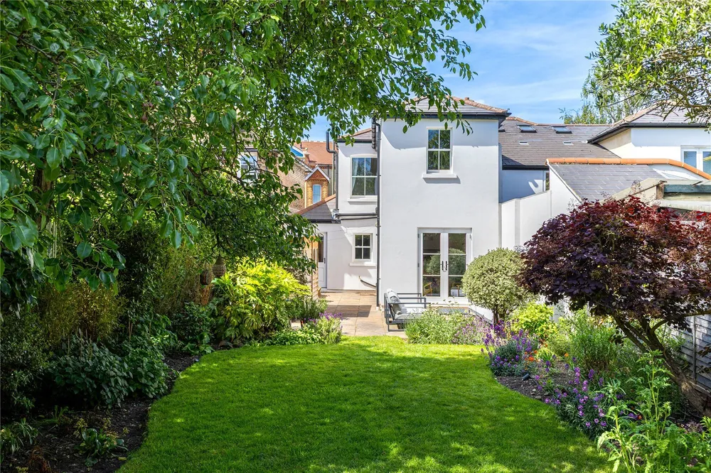 Kingston Road, Wimbledon, London, SW19