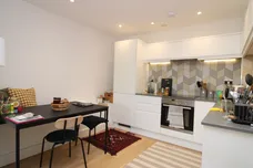 Russell Mews, Brighton