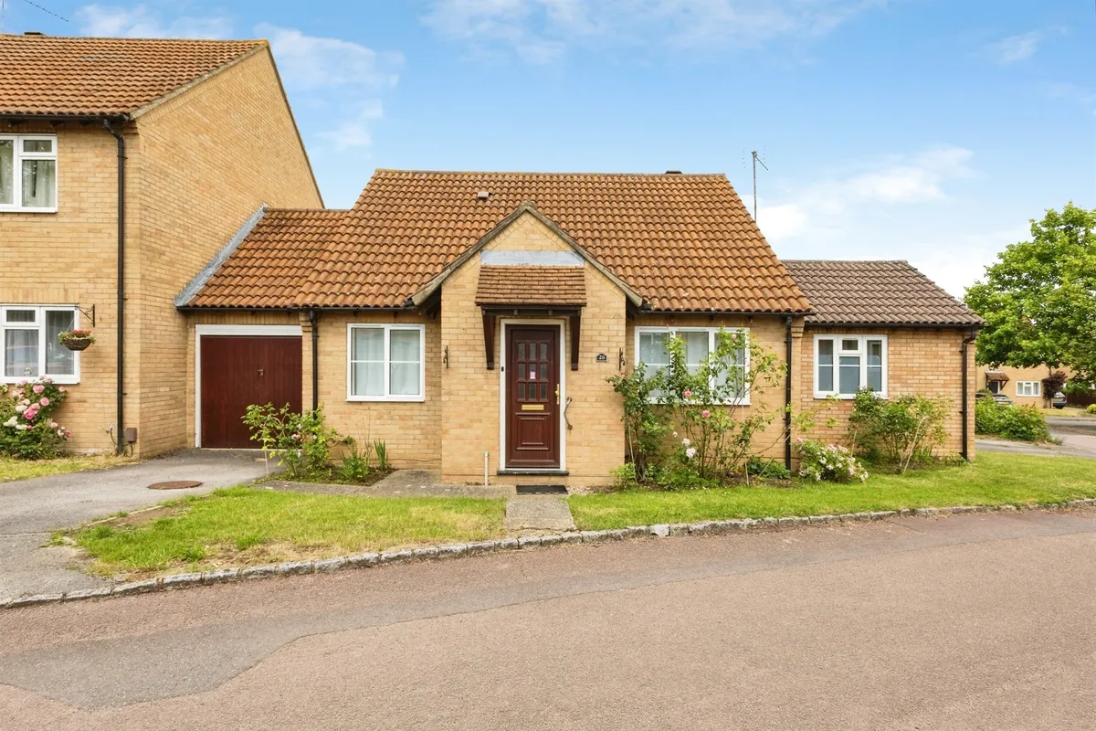 Watersfield Close, Lower Earley, Reading