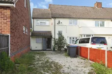 Yates Avenue, Rugby