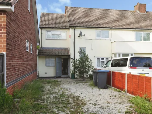 Yates Avenue, Rugbyphoto