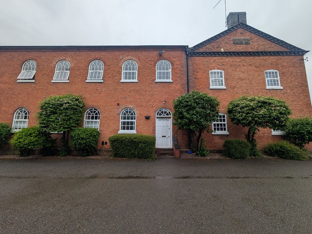Flat 5 The Cloisters, North Street, Atherstone Image 2