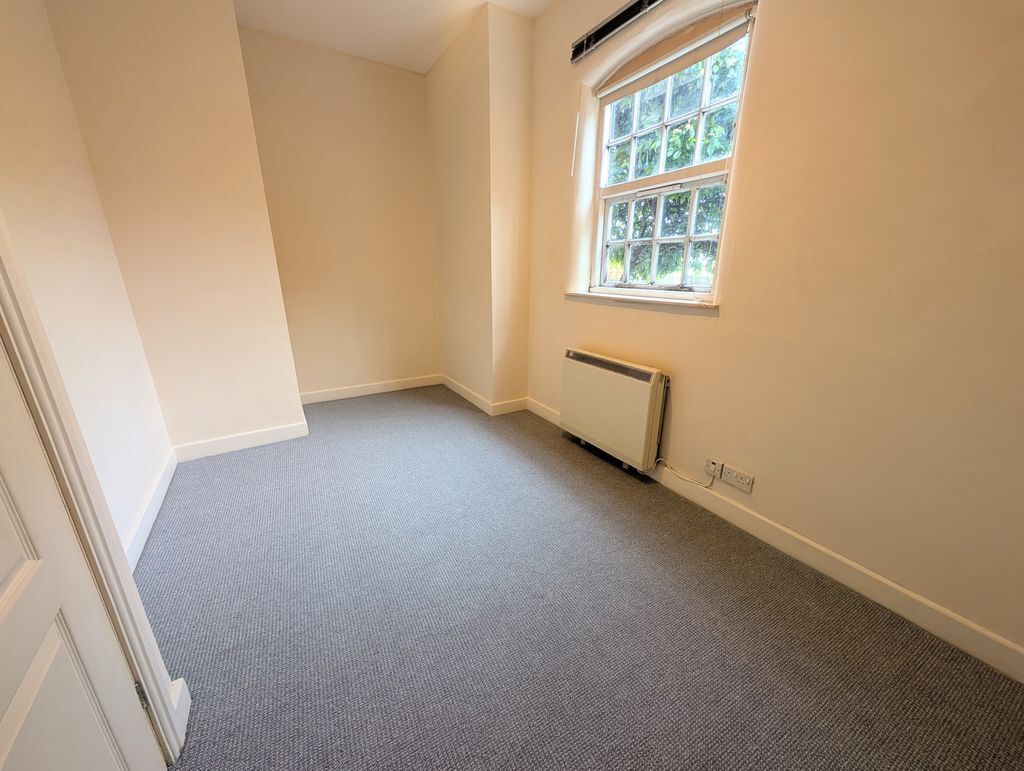 Flat 5 The Cloisters, North Street, Atherstone Image 6