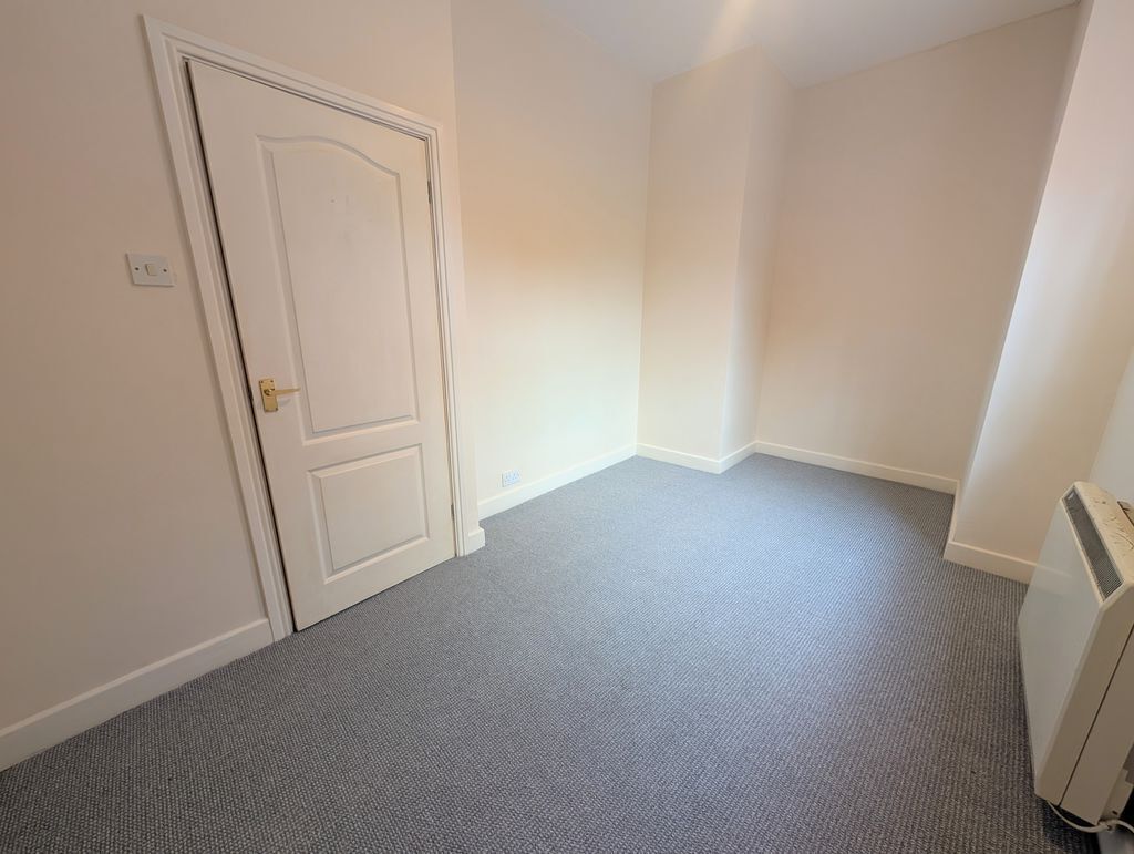 Flat 5 The Cloisters, North Street, Atherstone Image 7