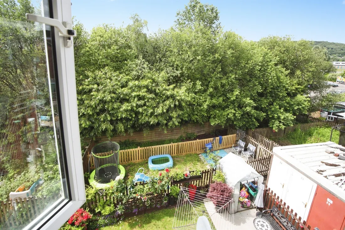 Property photo 10