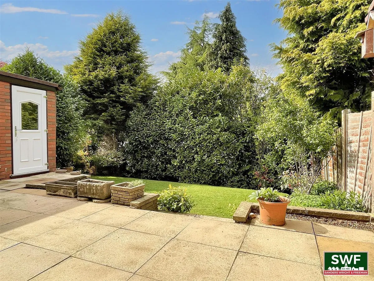 Finchdene Grove, Finchfield