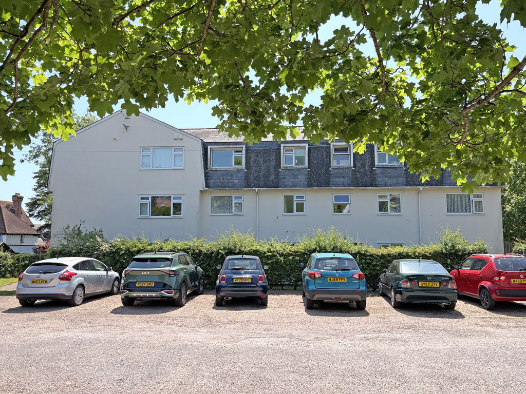 Manor Road, Sidmouth Image 10