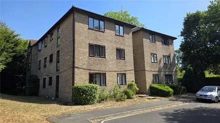 Calluna Court, Woking, GU22