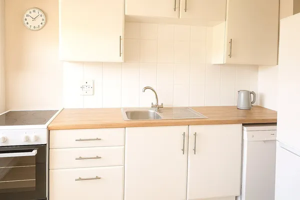 Calluna Court, Woking, GU22 photo 3