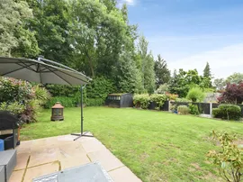 London Road, Brentwood thumb 3