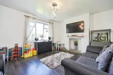 Broadgate Walk, Horsforth, Leeds