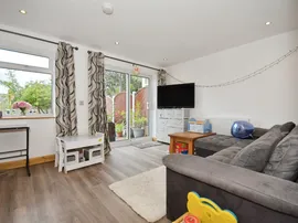 Hurst Rise, MATLOCK thumb 3