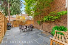Fawcett Close, London