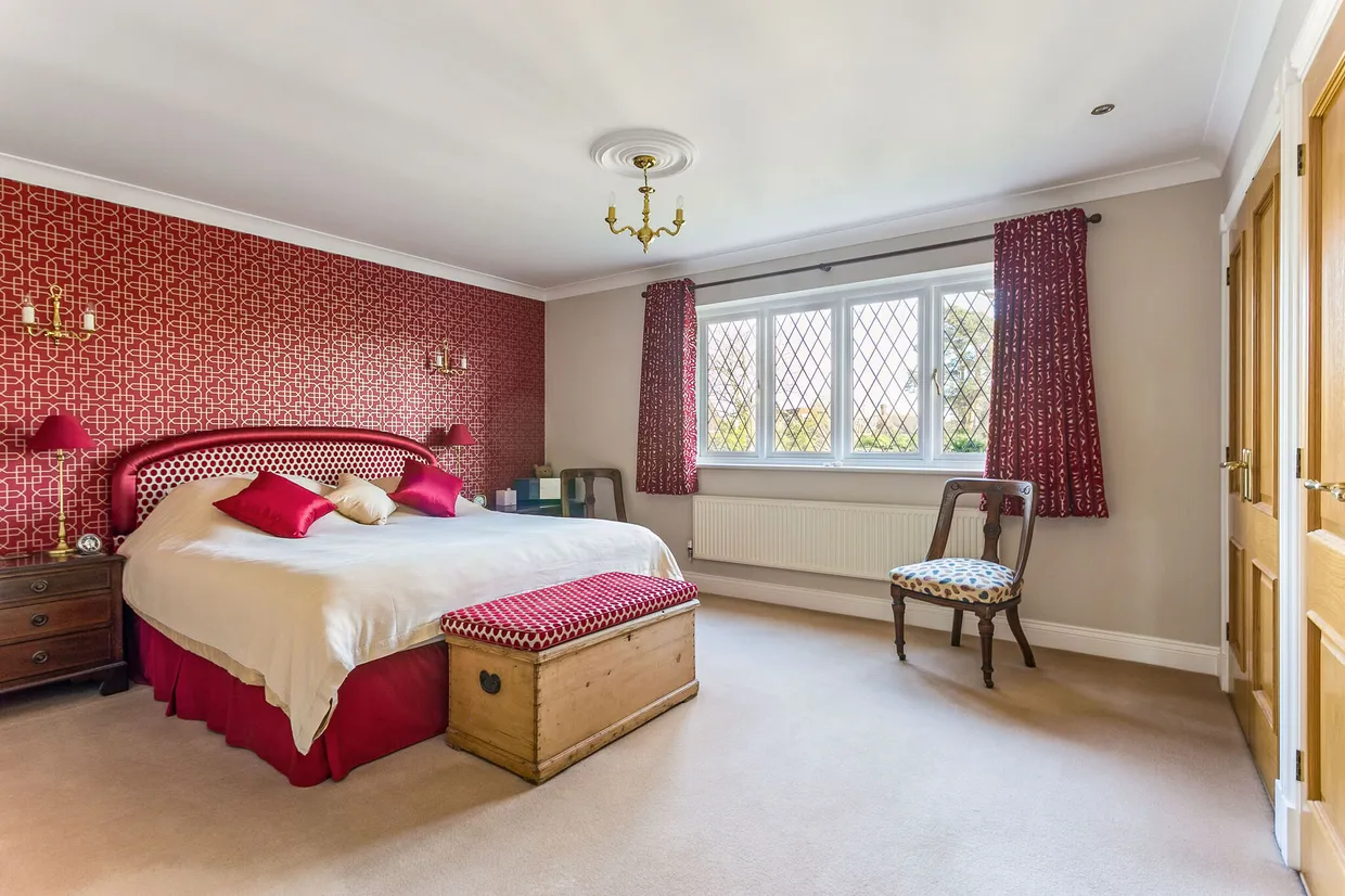 Miller Place, Gerrards Cross, SL9 photo 11