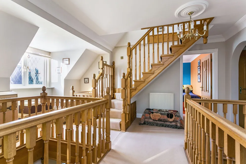Miller Place, Gerrards Cross, SL9 photo 12