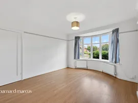 Kingston Road, Epsom thumb 3