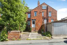 Hollyshaw Lane, Leeds