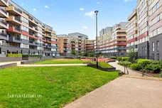 Weld Place, London